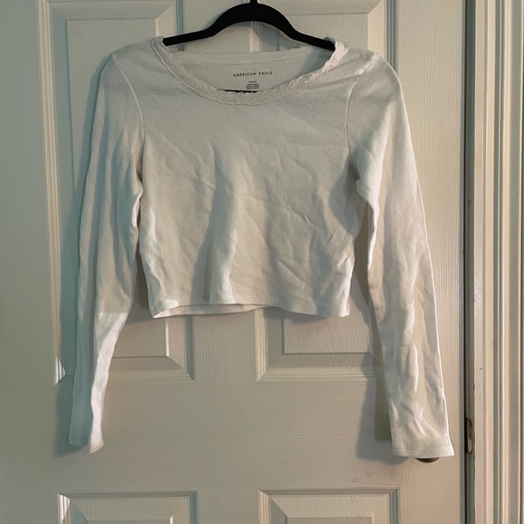Womens (M) American Eagle White waffle long sleeve with lace detail on neckline - Picture 1 of 3
